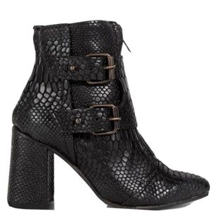 Freebird by Steven Joey boot